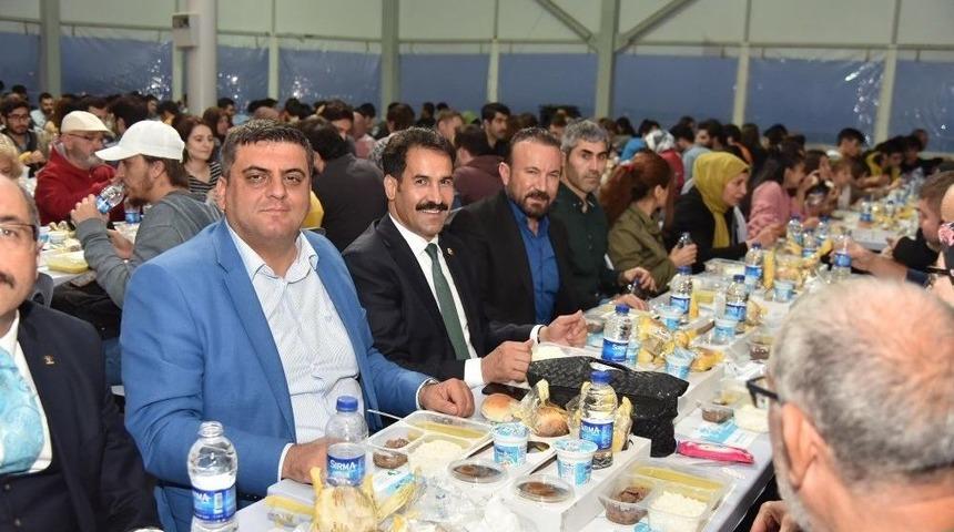 İlk Toplu İftar Ayazma&rsquo;da Yapıldı