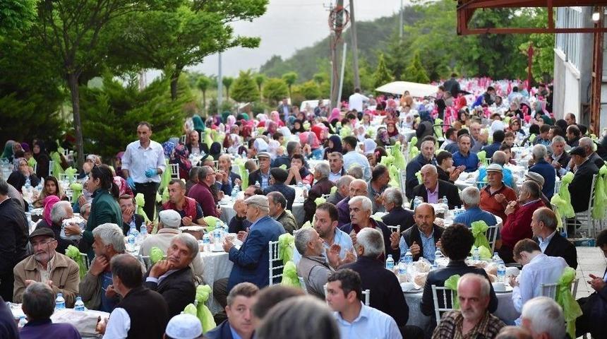 Ünye Belediyesinden Mahalle İftarları