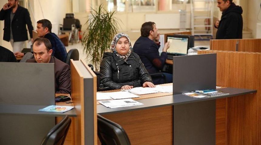 Engelli Fadime Beşe&rsquo;nin &Ccedil;alışma Hayali Ger&ccedil;ek Oldu