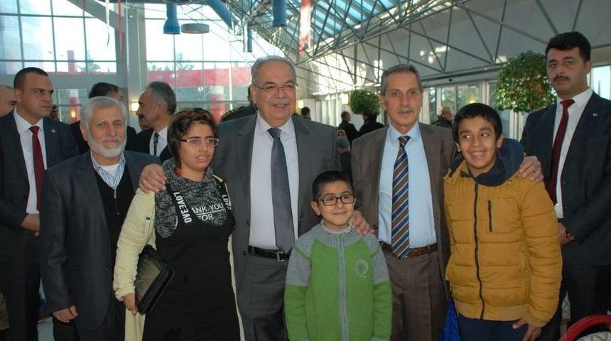 Vali Kalkancı: &ldquo;en B&uuml;y&uuml;k Engel Sevgisizliktir&rdquo;