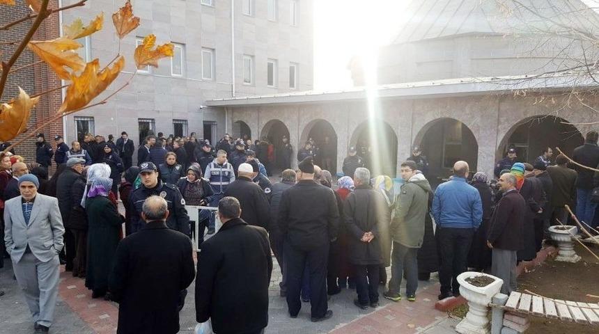 T&uuml;rkiye&rsquo;nin &rsquo;ilk &Ccedil;atı Davası&rsquo; Olma &Ouml;zelliği Taşıyan Fet&ouml;/pdy Davasında Karar Aşaması