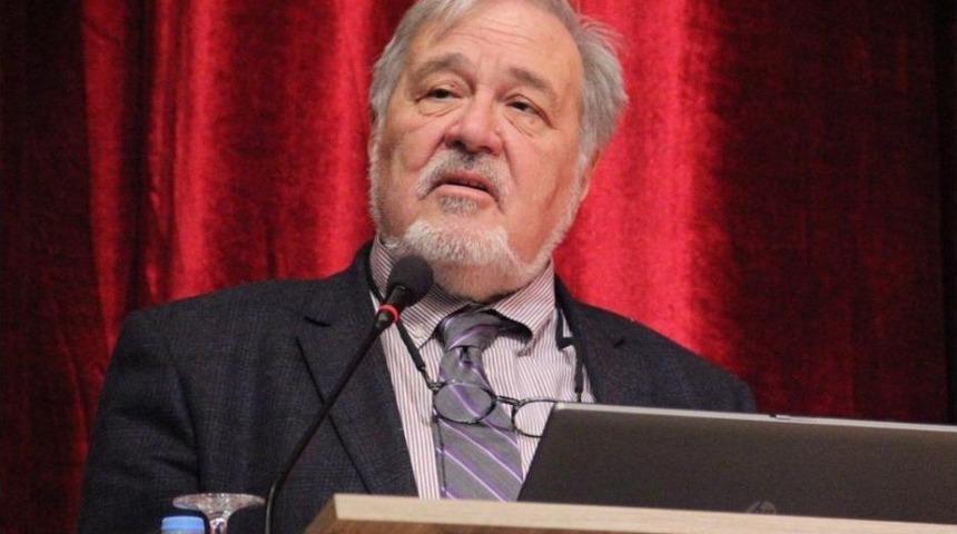 İlber Ortaylı&rsquo;dan Kenan İmirzalıoğlu&rsquo;na &lsquo;fatih&rsquo; Desteği