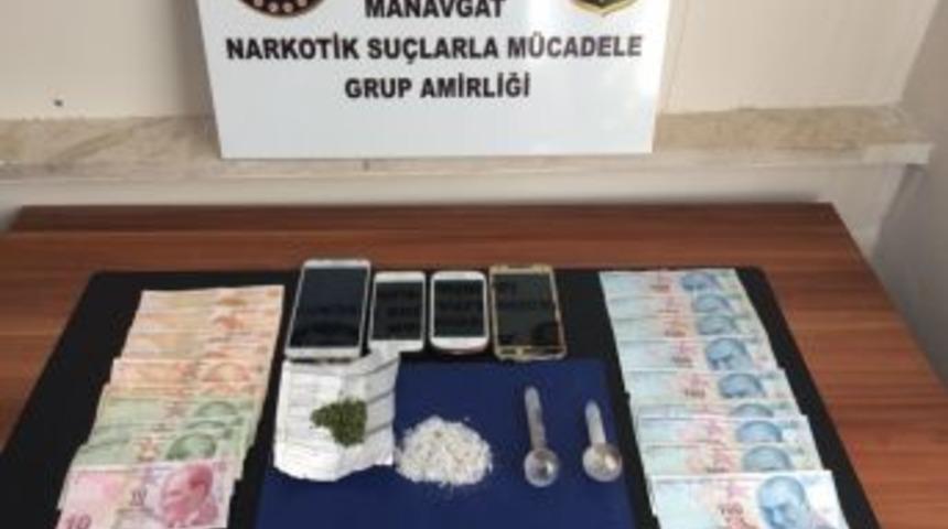 Otomobilde Uyuşturucu Ele Ge&ccedil;irildi