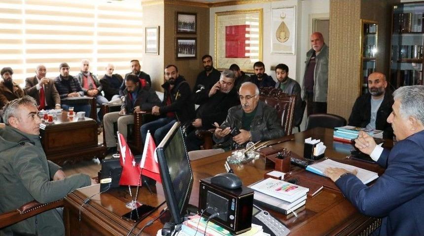 Faruk Alpaslan Van Şof&ouml;rler Ve Otomobilciler Odası Başkanlığına Aday Olduğunu A&ccedil;ıkladı