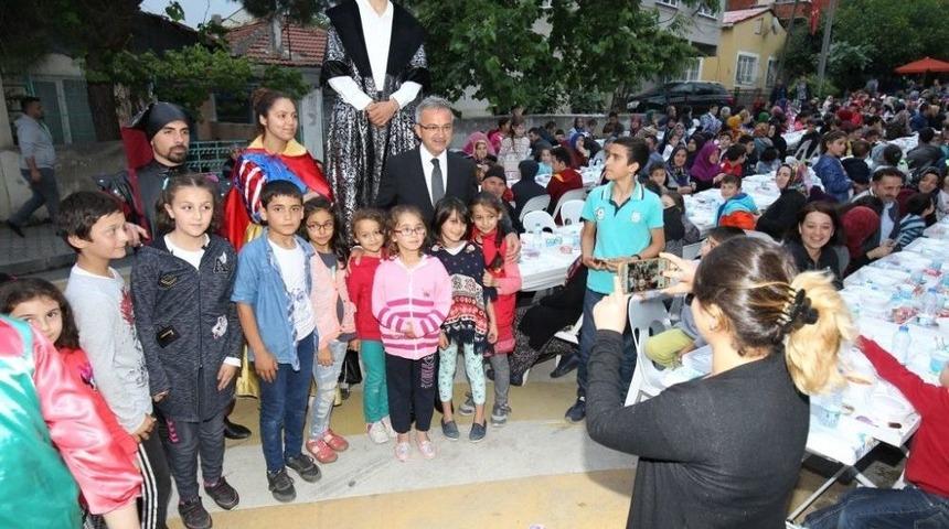 K&ouml;şkl&uuml;&ccedil;eşme Aynı Sofrada İftar A&ccedil;tı