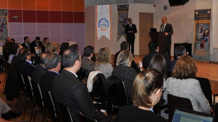 Sel&ccedil;uk &Uuml;niversitesinde İla&ccedil; Ve Aşı &Ccedil;alıştayı Ger&ccedil;ekleştirildi