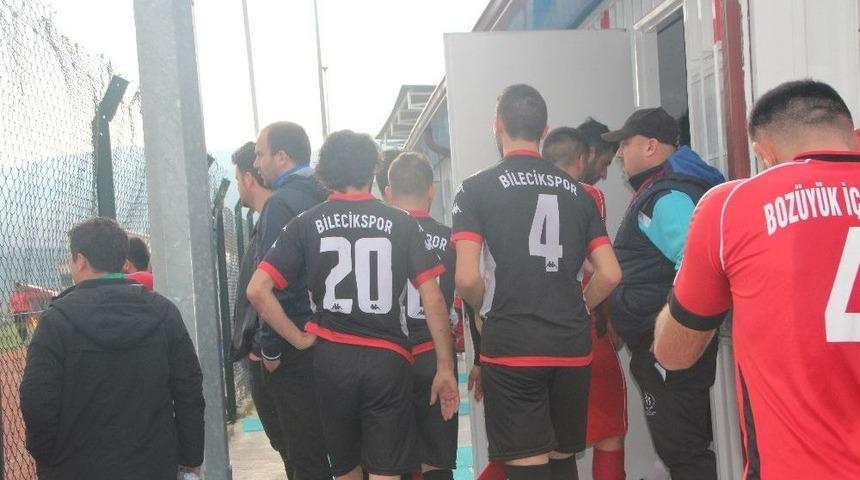 Futbol Ma&ccedil;ı Eziyete D&ouml;n&uuml;şt&uuml;