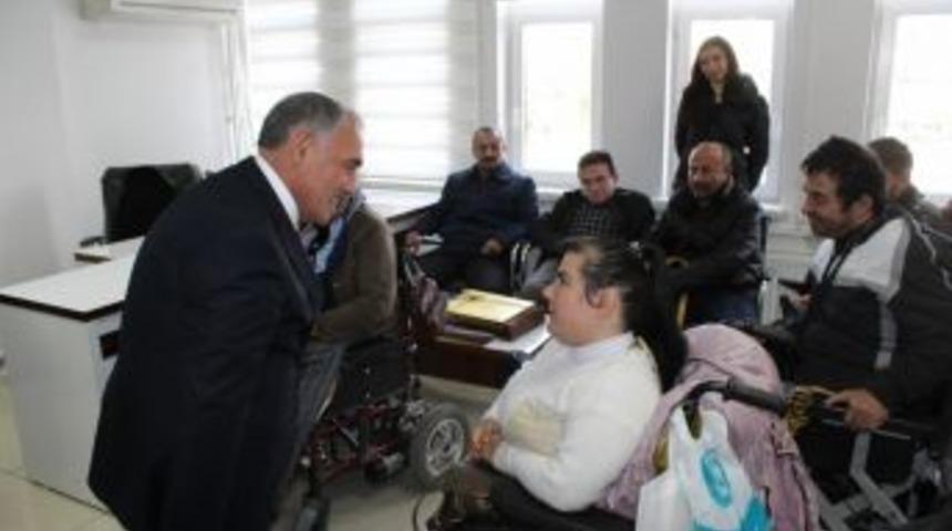 Niğde Belediye Başkanı Rifat &Ouml;zkan; &ldquo;niğde&rsquo;yi Engelli Dostu Şehir Yapacağız&rdquo;
