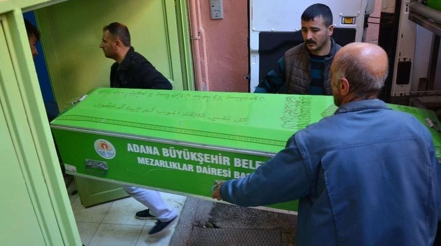 Yol Kenarında Cesedi Bulunan Gencin Cenazesi Morgdan Alındı