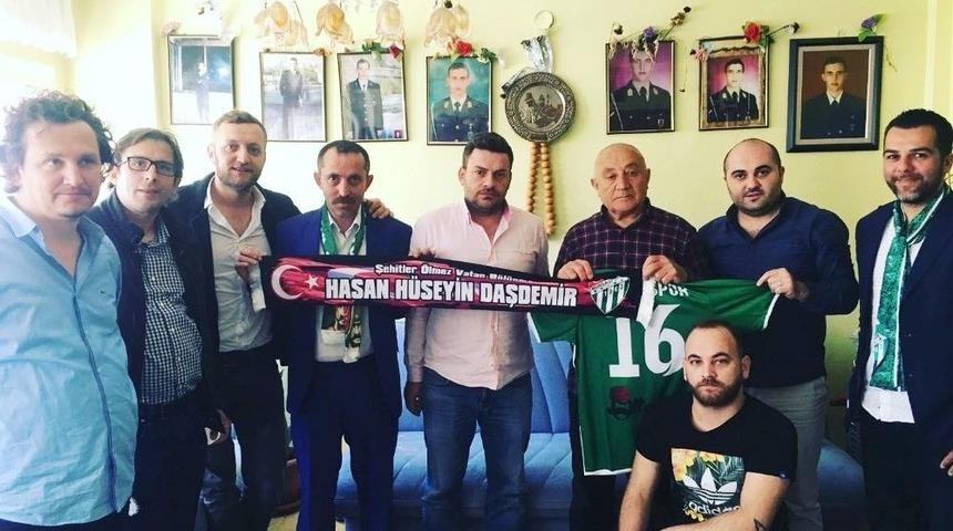Bursaspor Taraftarı Ramazan&rsquo;da Şehitleri Unutmadı