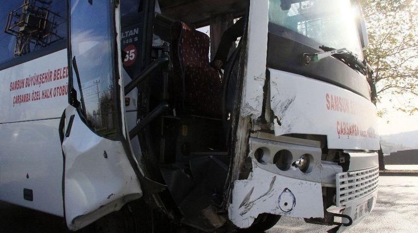 Samsun&rsquo;da Halk Otob&uuml;s&uuml; Kaza Yaptı: 2 Yaralı