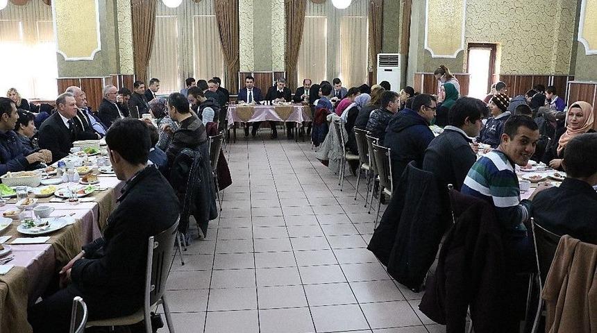 Karab&uuml;k&rsquo;te 3 Aralık D&uuml;nya Engelliler G&uuml;n&uuml; Kutlandı