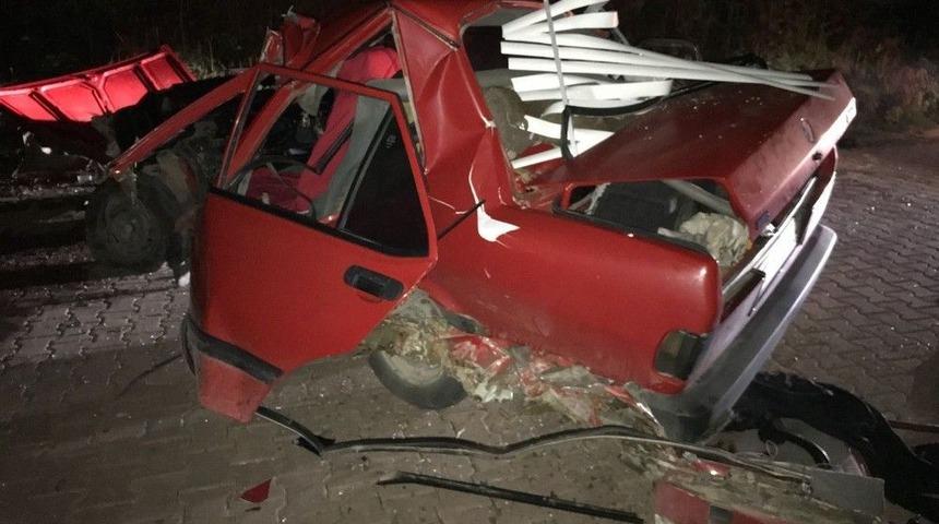 Kastamonu&rsquo;da Direğe &Ccedil;arpan Ara&ccedil; Parampar&ccedil;a Oldu: 1 Yaralı