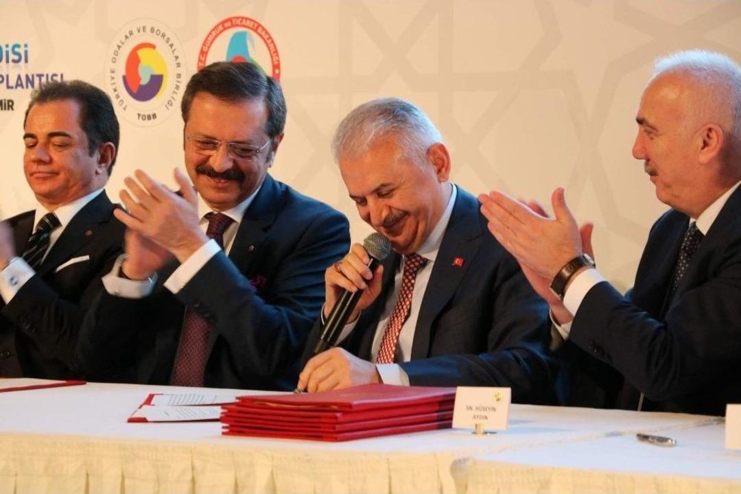 Başbakan Yıldırım: &ldquo;t&uuml;rkiye Yandı Bitti Diyenler Mosmor Oldu&rdquo;