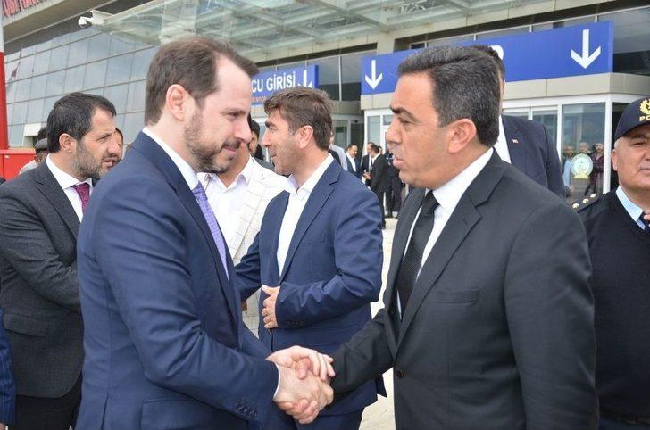 Bakan Albayrak Hakkari’de G4