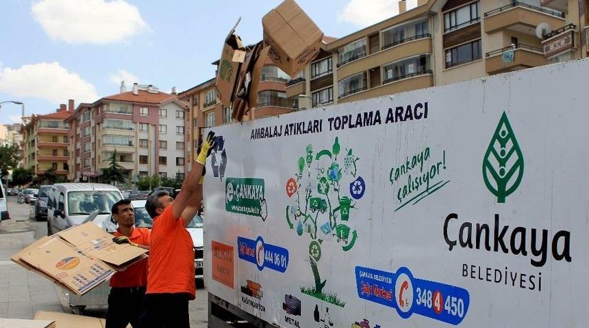 &Ccedil;ankaya&rsquo;da Bir Ayda 5 Bin 165 Ton Ambalaj Atığı Toplandı