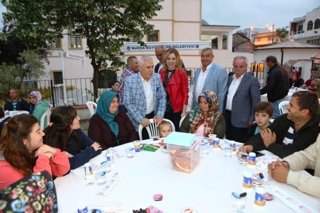 Ramazan Sokağı&rsquo;nda Artvin R&uuml;zgarı Esti