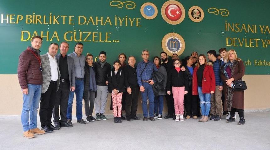 Kıbrıslı Tiyatro Oyuncularından Bilecik Gezisi