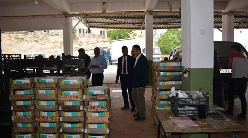 İl M&uuml;d&uuml;r&uuml; Yoldaş, K&ouml;yl&uuml;lerden &Uuml;r&uuml;nler Hakkında Bilgi Aldı