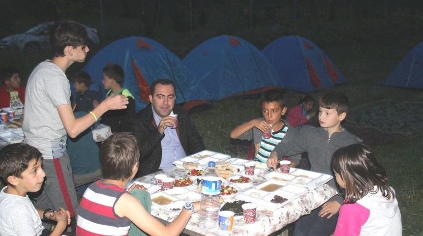 Kaymakam Karataş, İzci &Ouml;ğrencilerle İftarda Buluştu