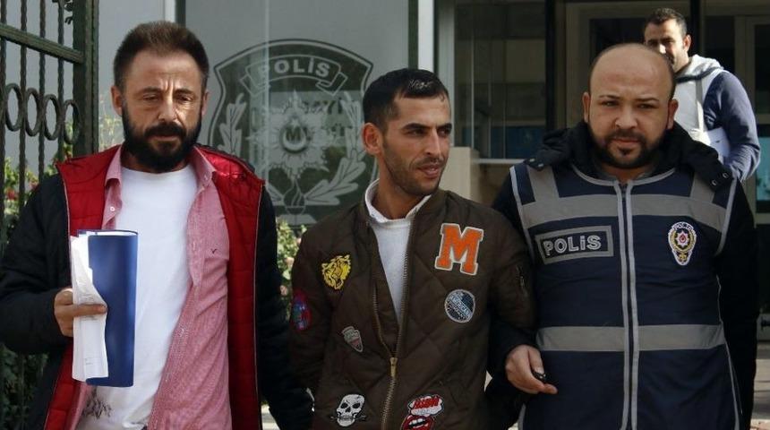 Eski Eşini Pala Ve Silahla Yaralayan Koca Tutuklandı