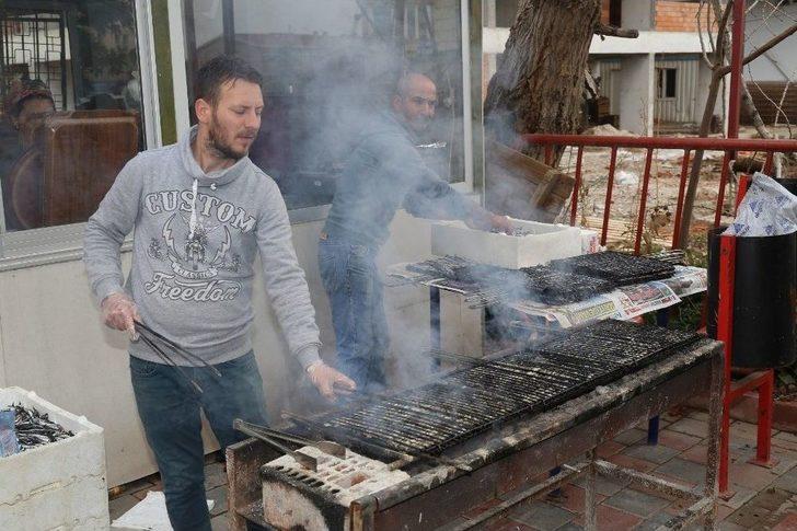 Hamsi Şenliği Turgutlu’ya Renk Kattı G2