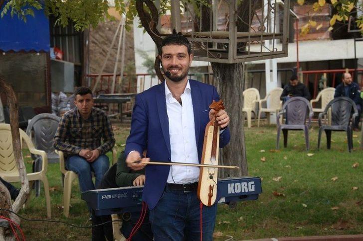 Hamsi Şenliği Turgutlu’ya Renk Kattı G4