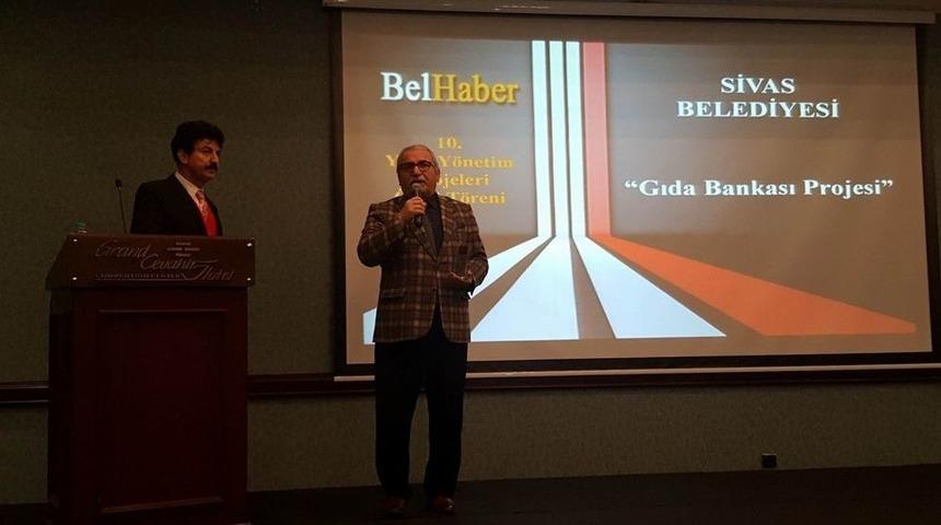 Gıda Bankası&rsquo;na Proje &Ouml;d&uuml;l&uuml;