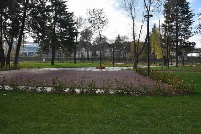 Başkan Albayrak Çerkezköy Kentpark’ta İncelemelerde Bulundu