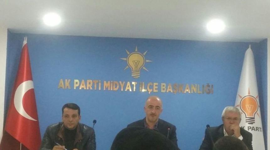 Ak Parti Midyat İl&ccedil;e Başkanlığı Muhtarlarla Bir Araya Geldi