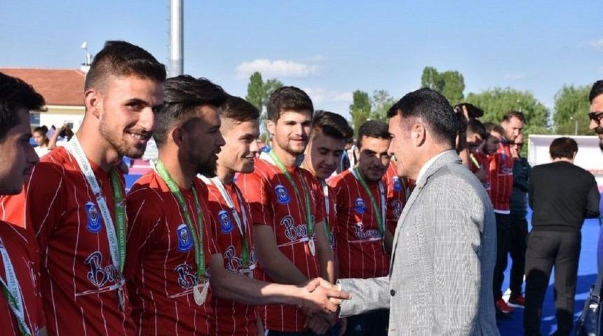 Thf Başkanı Karakan&rsquo;dan Avrupa Şampiyonlarına Kutlama