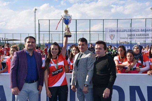 Thf Başkanı Karakan’dan Avrupa Şampiyonlarına Kutlama