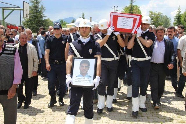 Şehit Polis, Memleketinde Son Yolculuğuna Uğurlandı