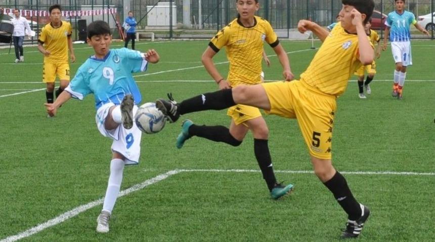 Futbol K&uuml;&ccedil;&uuml;kler T&uuml;rkiye Birinciliği Ma&ccedil;ları Başladı