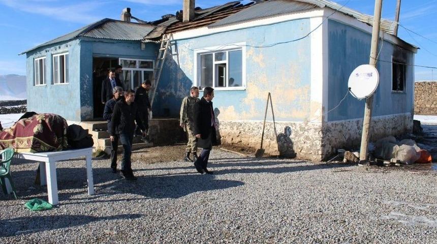 Kaymakam Dundar’dan Evi Yanan Gaziye Ziyaret