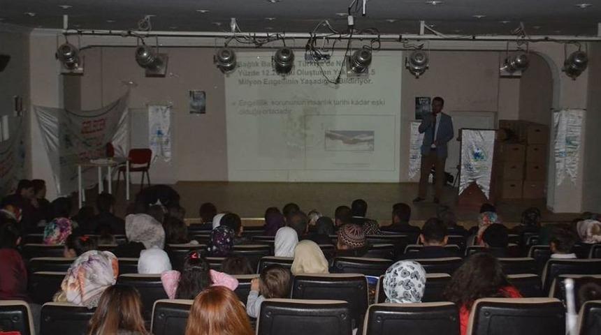 B&uuml;y&uuml;korhan&rsquo;da Engelliler G&uuml;n&uuml; Kutlandı