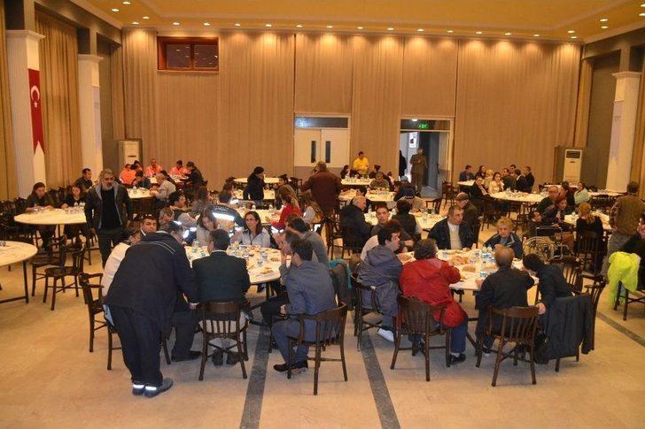 Ayvalık Belediyesi’nden Engellilere ‘sevgi’ Yemeği G2