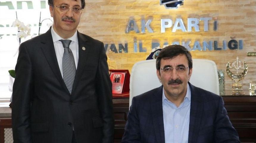 Ak Partili Yılmaz: "biz Halka Fatura Kesen Bir Parti Değiliz"