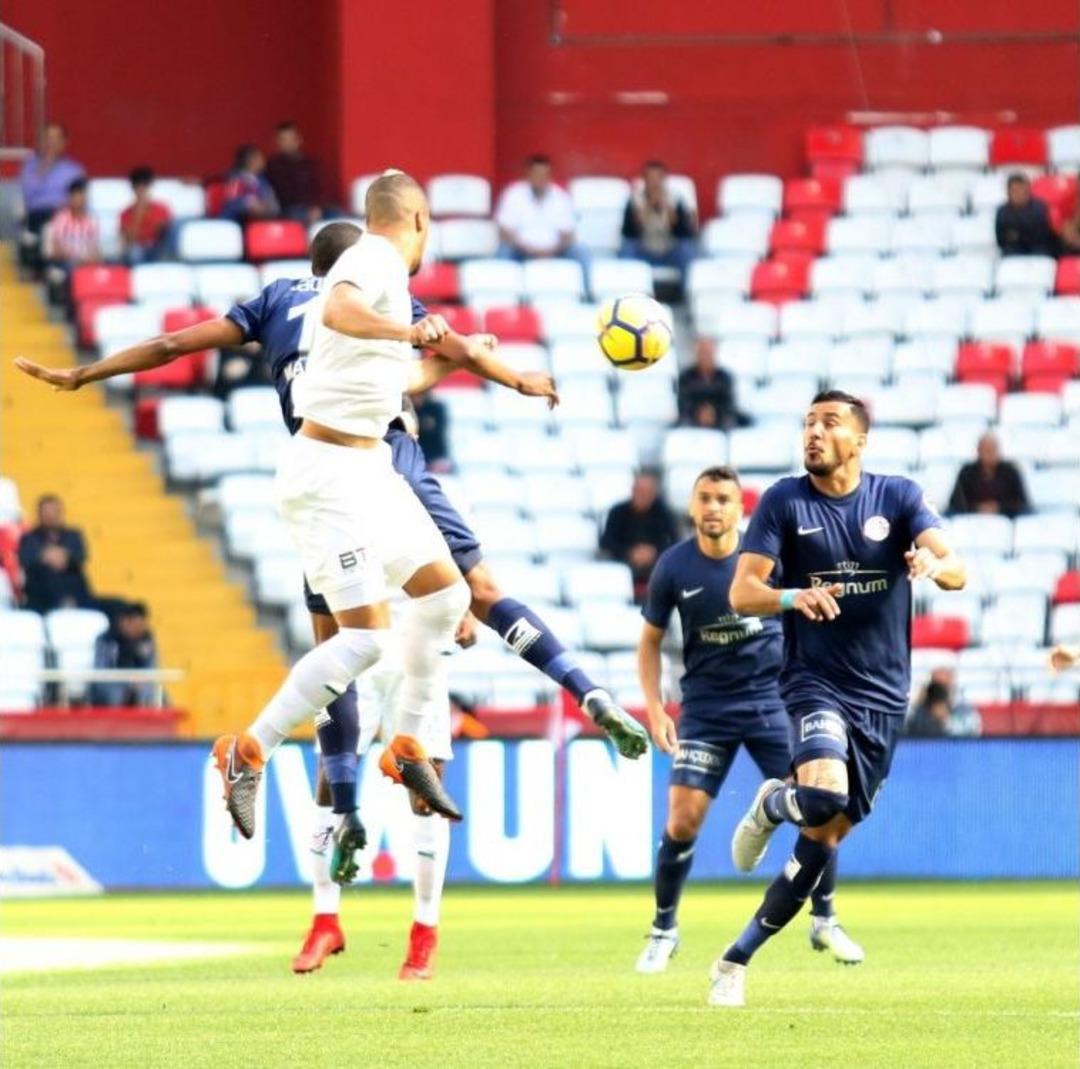 Spor Toto S&uuml;per Lig: Antalyaspor: 1 - Bursaspor: (ilk Yarı)