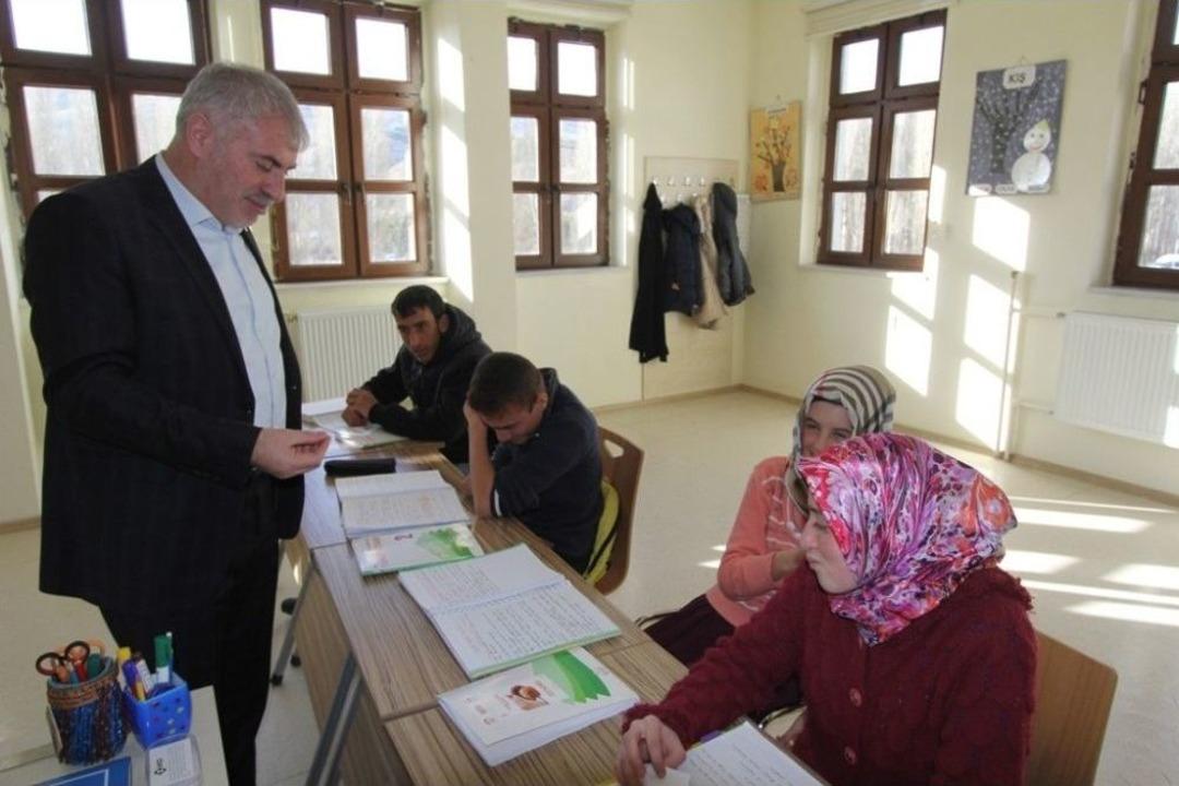 Başkan Memiş&rsquo;ten Kurumlara Engelliler G&uuml;n&uuml; Ziyareti