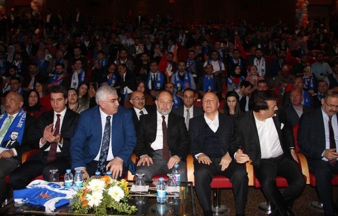 Başbakan Yardımcısı Akdağ: "macron&rsquo;un Eliza Sarayında Ter&ouml;r &Ouml;rg&uuml;t&uuml;nden Birileriyle G&ouml;r&uuml;şmesi Ger&ccedil;ekten Doğru Olmamıştır"