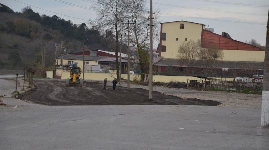 Kapalı Pazar Yerinde &Ccedil;alışmalar S&uuml;r&uuml;yor