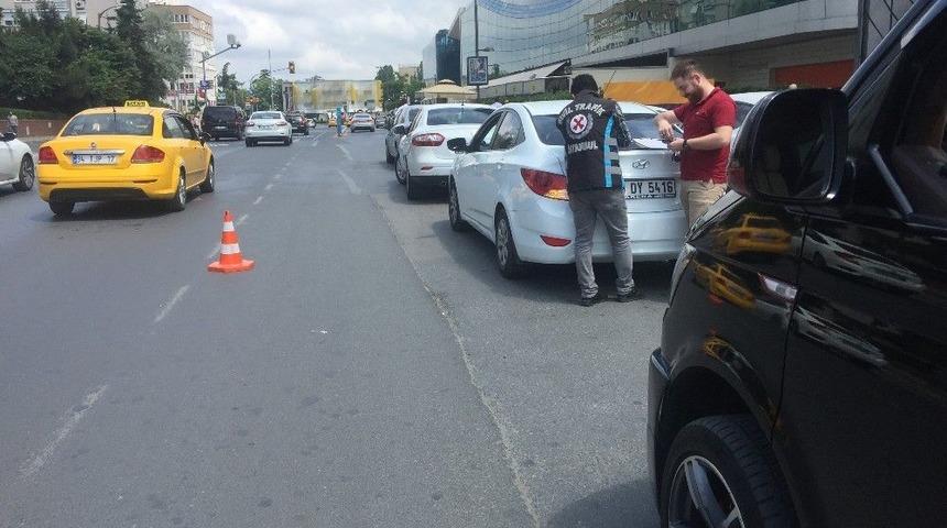 Etiler&rsquo;de Sivil Trafik Ekipleri Uber Denetimi Ger&ccedil;ekleştirdi