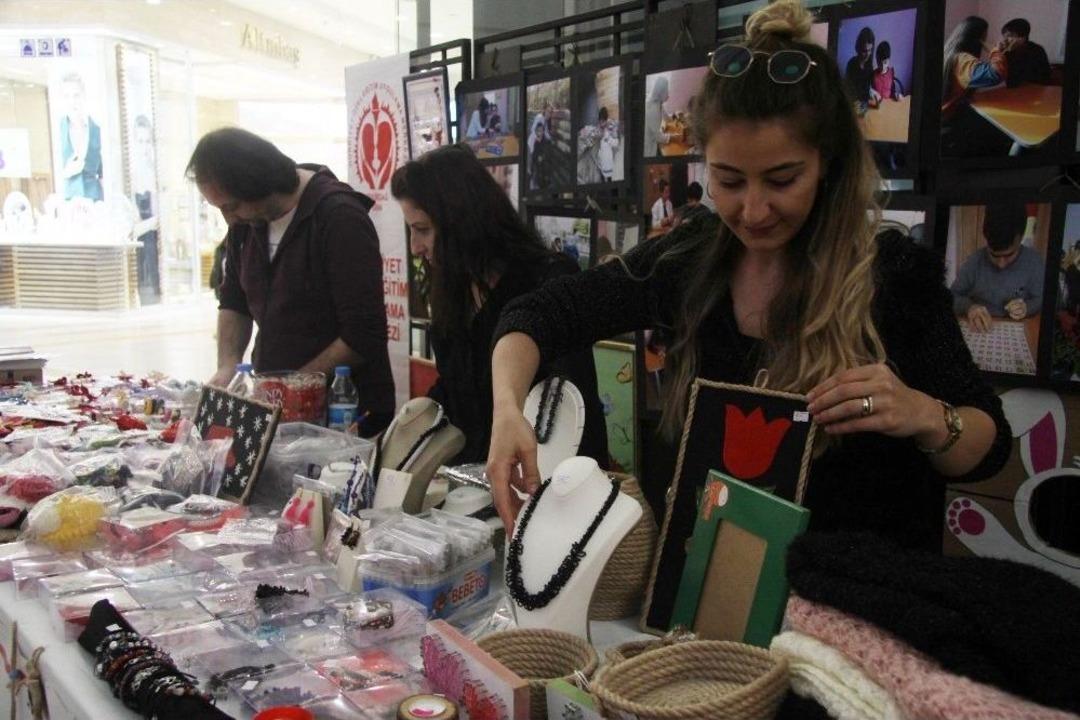 Tekira Avm&rsquo;de Otizm Farkındalık Etkinliği