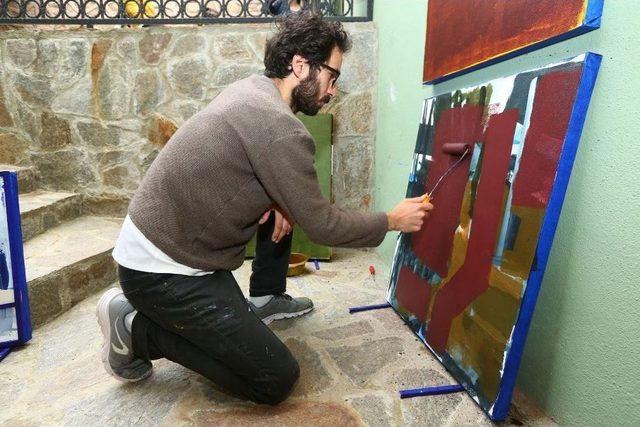 Nilüfer Belediyesi Sanatevi İlk Konuklarını Ağırlıyor