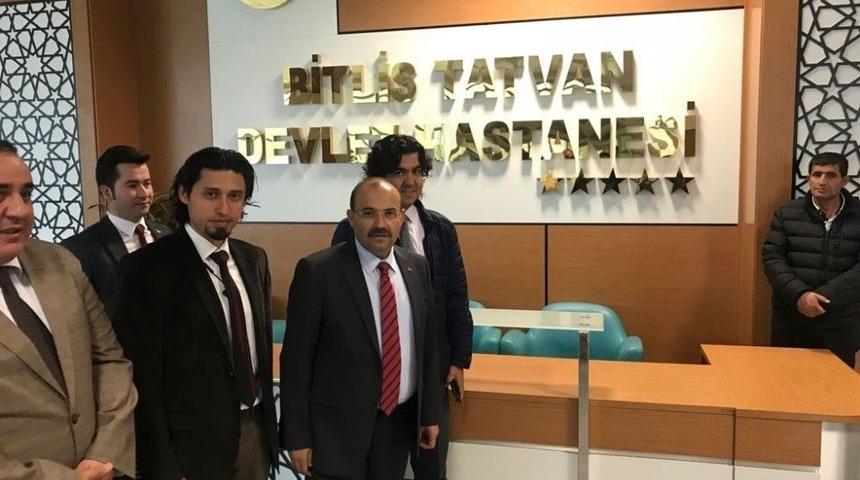 Vali Ustaoğlu&rsquo;ndan Hastalara Ziyaret