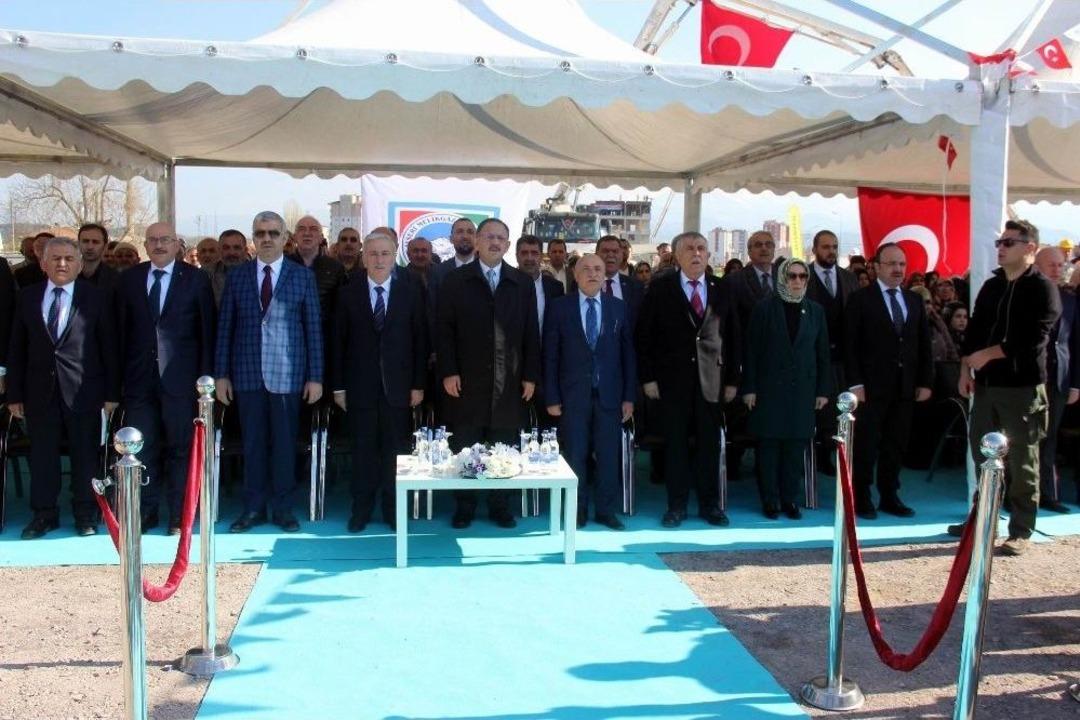 Bakan &Ouml;zhaseki: "evlerimizi Depreme Karşı Dayanıklı Yapmalıyız"