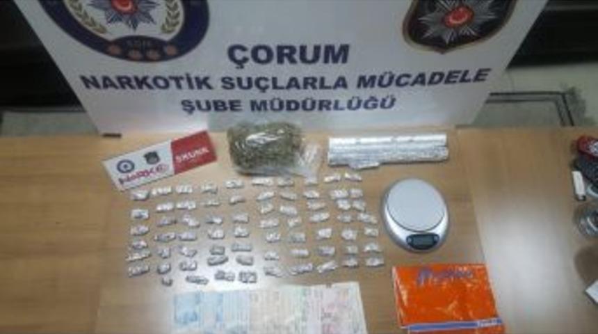 Narkotimler Uyuşturucu Tacirlerine G&ouml;z A&ccedil;tırmıyor: 9 G&ouml;zaltı