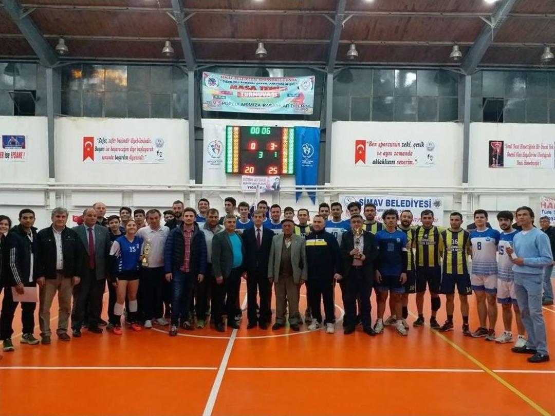Simav&rsquo;da Geleneksel Voleybol Turnuvası