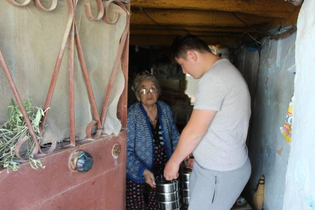 Lapseki Ve &Ccedil;ardak Belediyelerinden Sefer Tası Uygulaması